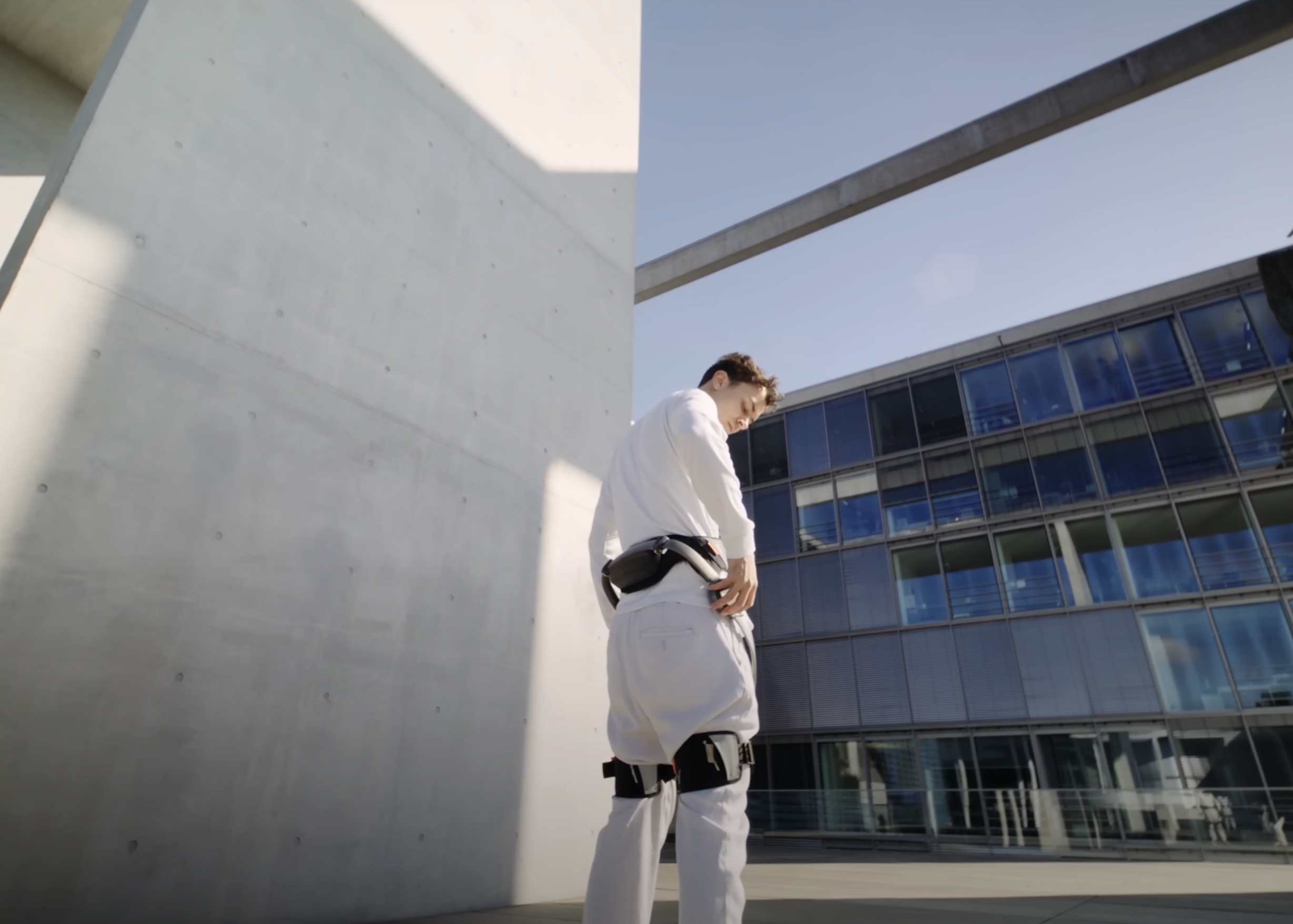 City Mode Activated: How Hypershell Supports Urban Explorers